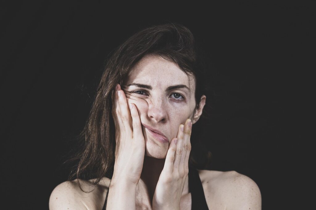 Anxiety in women, symptoms, cause, treatment