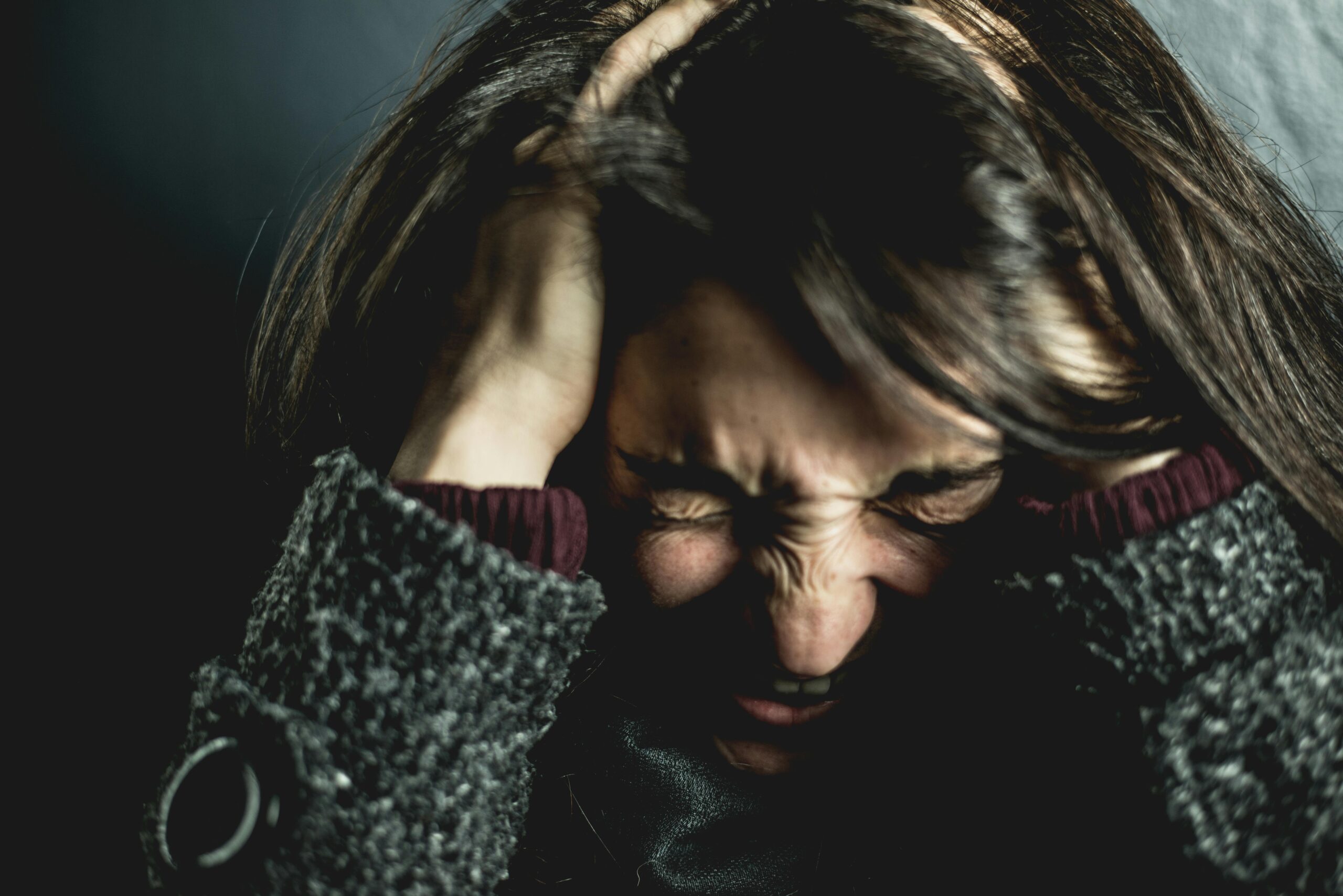 Understanding PTSD vs. Trauma (Symptoms, Causes, Diagnosis, Treatment, and Success Stories)